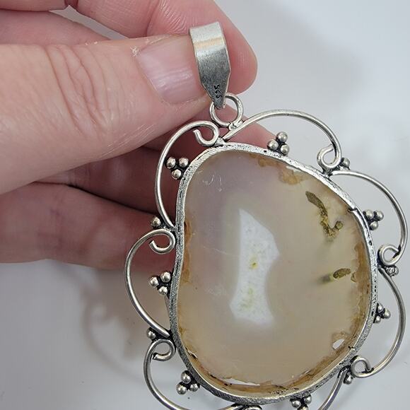 Handmade Sterling Silver Pendant Natural Agate Slice in Organic Stone Setting - Picture 3 of 10